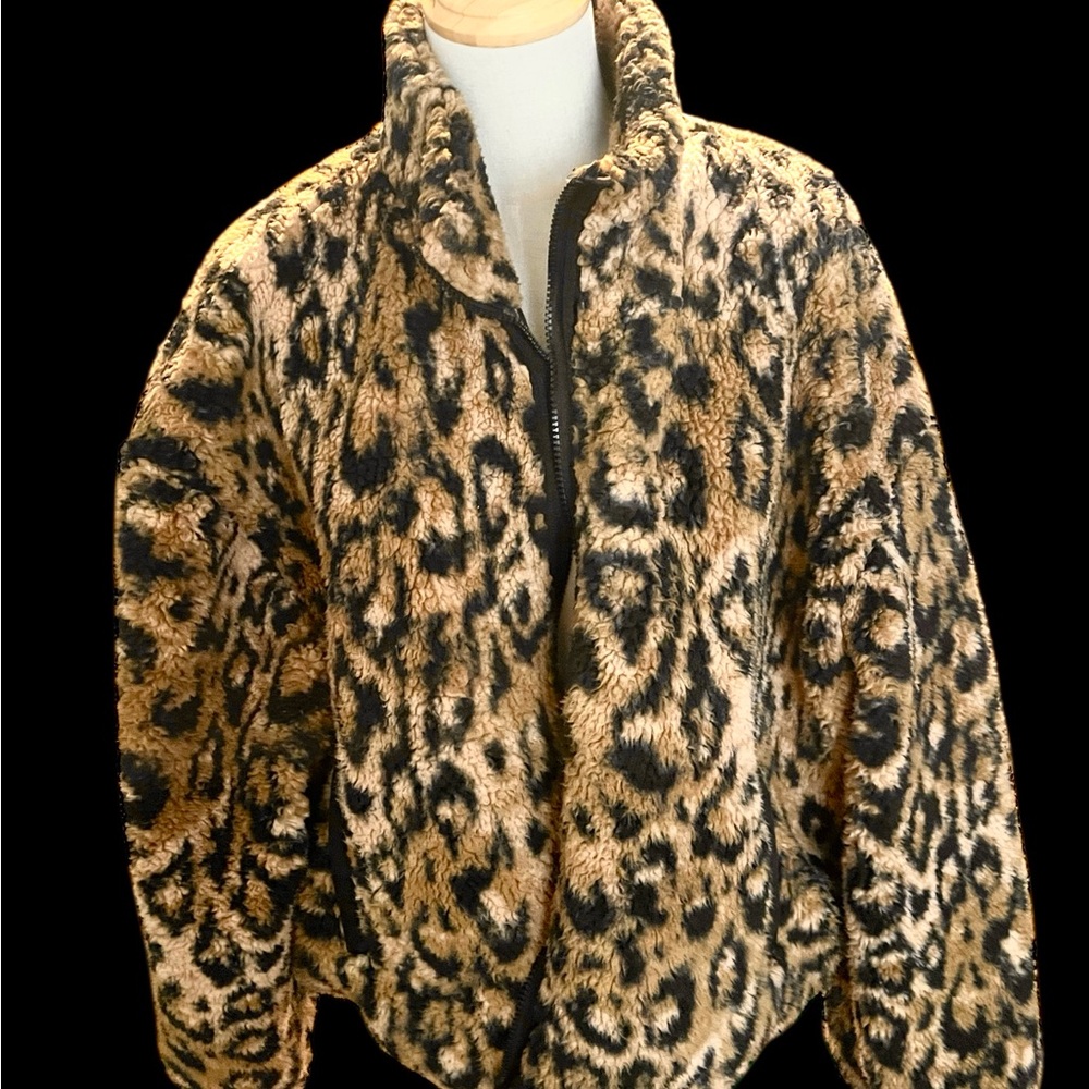 BDG Tan and Black Leopard Print Fleece Jacket - Urban Outfitters